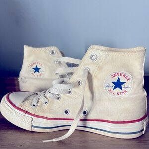 Converse Hightop Allstar Shoes